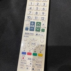 《値下げ中》シャープ 32型 液晶テレビ AQUOS 白 2015年製 LC-32W25