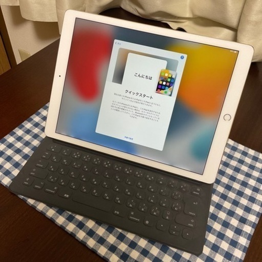 iPad Pro 12.9 第二世代 256GB Wifi 純正キーボード付