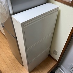 シューズBOX お譲りします　取りに来てくださる方