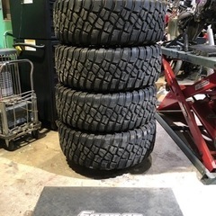 BFグッドリッチ マッドテレーン 285/70R17 KM3 4本セット オフロードタイヤ