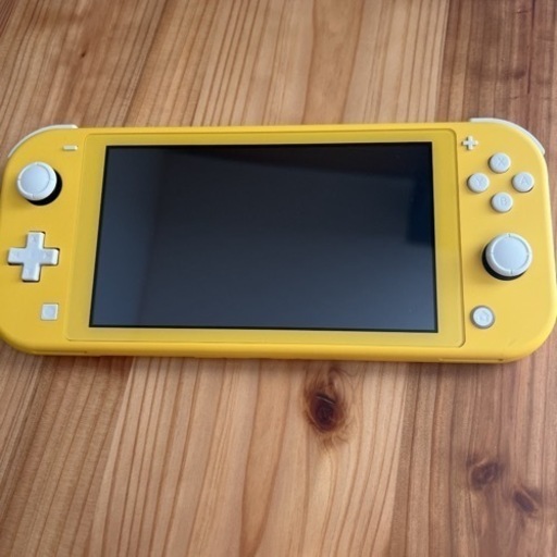 【ほぼ新品】Nintendo Switch LITE イエロー　明日3/31最終日