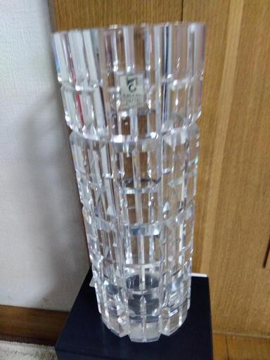 カガミクリスタル 花瓶 Tukadan 新横浜のインテリア雑貨 小物 花瓶 の中古あげます 譲ります ジモティーで不用品の処分