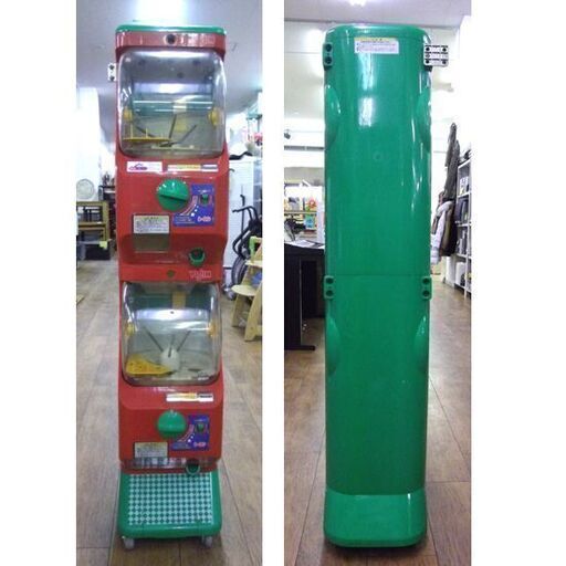 ユージン ガチャガチャ 本体 上下2段 YUJIN Gacha. 筐体 ガチャポン 赤