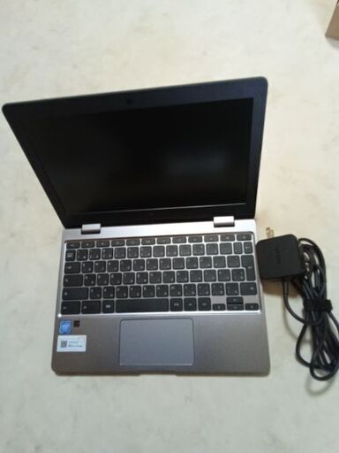 ASUS ChromeBook 新品同様