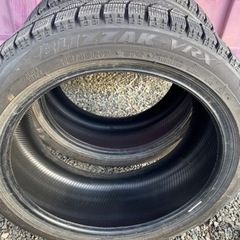 【送料無料】バリ山 215/45R17 ブリヂストン 20年製 ４本価格 ブリヂストン VRX スタッドレス 215/45r17 17インチ 4本 20年製 バリ山