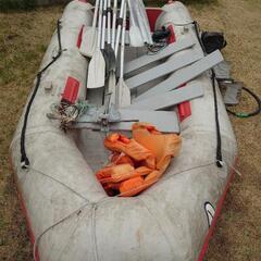 今月いっぱい！アキレスゴムボート