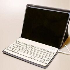 Apple iPad 10.2 耐衝撃 軽量とスリム スタンド機...