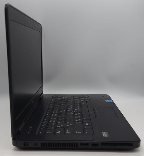 Asusノートパソコン C（中古）4GBのメモリ、SSD120GB,11.6画面、Intel 