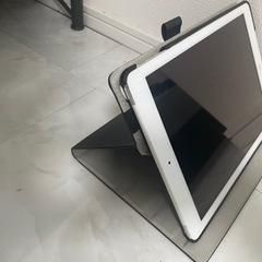 iPad Air 16GB/9.7インチ(wifi+cellularモデル)