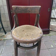 古い椅子2つめ（解体まで）