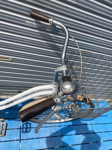 26インチ自転車　シティサイクル　後輪タイヤ交換済　ママチャリ