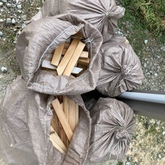 廃材　木材　薪　薪木　キャンプ　アウトドア　　5袋