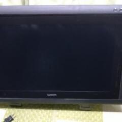 wacom 液タブ　cintiq 22hd DTK2200