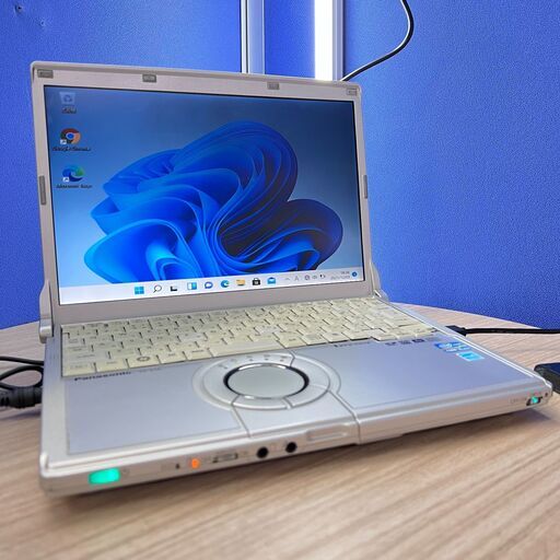 Win11 快速PC ノートパソコン Panasonic CF-S10 P150