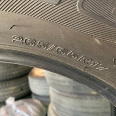 ハイラックス純正タイヤ4本　新車外し品