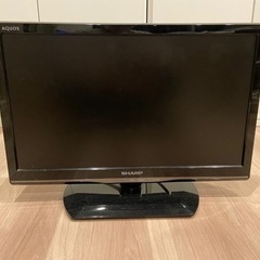 シャープ　AQUOS液晶テレビ19インチ