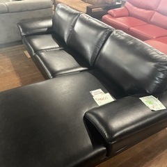 どデカいカウチソファー！19万円ヲ94800円