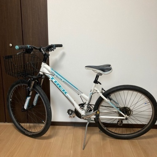 カゴ付きマウンテンバイク(Trek)