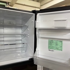 3ドア Hisense 2021年 282L HR-G2801BR ガラス 🌷新古品🌷HR-G2801BR🍀282L🍀3D🍀冷蔵庫🍀ガラストップ✨