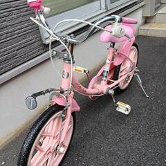 子供用キティちゃんのピンクの自転車