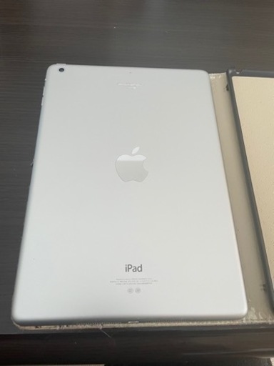 iPad Air 16GB シルバー MD788CH/A