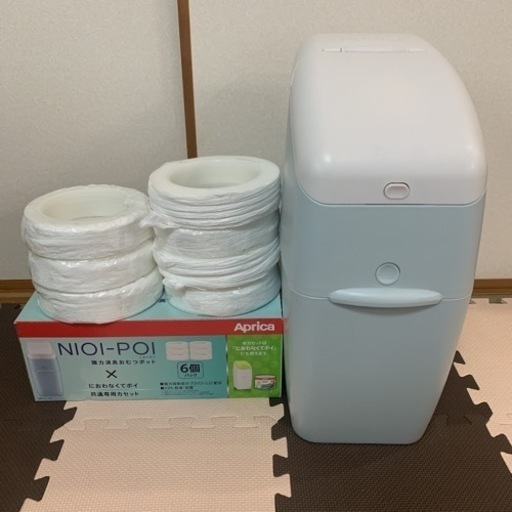 Apricaオムツポット\u0026専用カセット7個セット