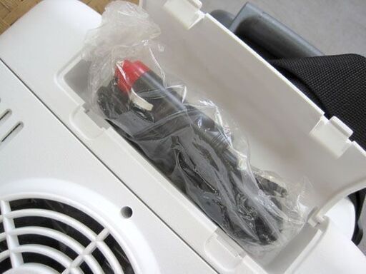 良品 HiKOKI コードレス冷温庫 UL 18DA NM 本体のみ 箱 説明書 AC