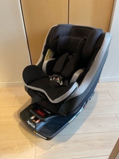 【美品】Aprica チャイルドシート Cururila ISOFIX