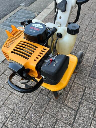 Ryobi カルチベータ( 小型エンジン耕運機) RCVK-4200 直接引き取り 要