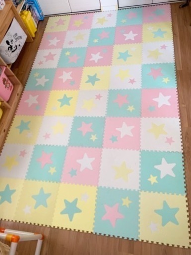 ジョイントマット トイザらス ベビザらス 星柄 パステルカラー ミント 福岡の子供用品の中古あげます 譲ります ジモティーで不用品の処分