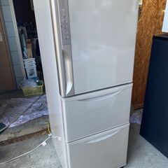 U2501　日立　真空チルド・自動製氷機付き　冷蔵庫　２６５L