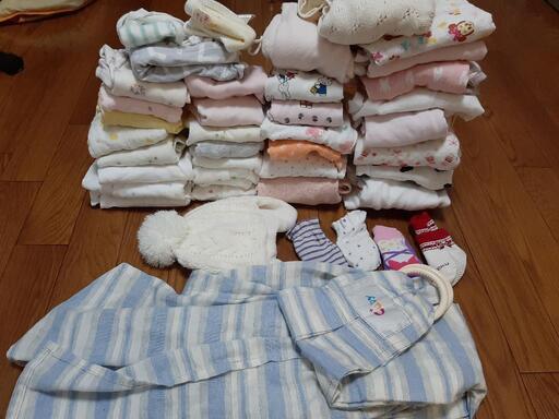 新生児お洋服まとめ売り　40点ほど