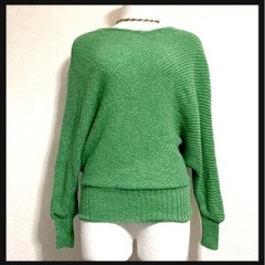 ご購入者様決定꒰Mailito꒱肩出し 変形ドルマンスリーブ ニット 緑 長袖 トップス ご購入者様決定꒰Mailito꒱肩出し 変形ドルマンスリーブ ニット 緑 長袖