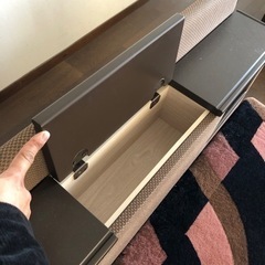 シングルベッド　電動式　一台でも可(半額) 10月5日まで