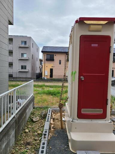 仮設トイレ　キレイです❗