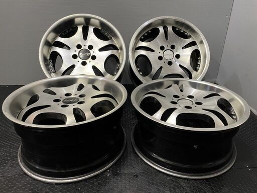 Radrix 社外ホイール 18インチ 4本 8J/9J5HPCD114.3+38 深リム