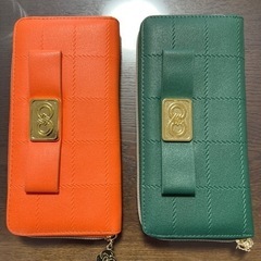 財布　緑色　オレンジ色