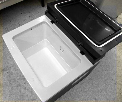 Dometic ポータブル2WAハイブリッドフリーザー&クーラー 39L 冷蔵庫/フリーザー アウトドア 冷凍庫 CK40D 札幌市 屯田店