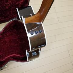 Tailor214ce.dlx美品です！テイラーアコギ