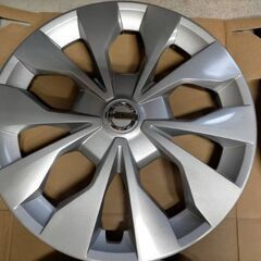 日産セレナ　c27　純正ホイールキャップ