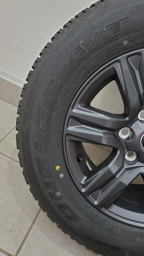 納車外し ハイラックス Zグレード 純正タイヤ(純正ホイール付き