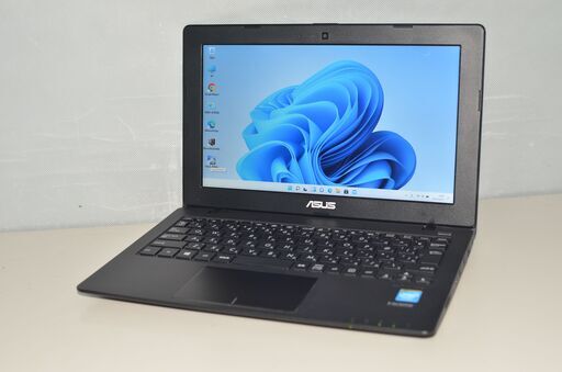 中古良品 軽量ノートパソコン ASUS X200M 11.6インチ 最新windows11 Celeron /メモリ4GB/HDD500GB /無線内蔵/ WEBカメラ