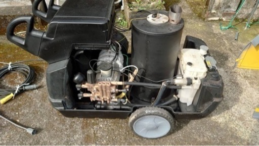 ⭐︎温水高圧洗浄機♪値下げ可 200V（30A）