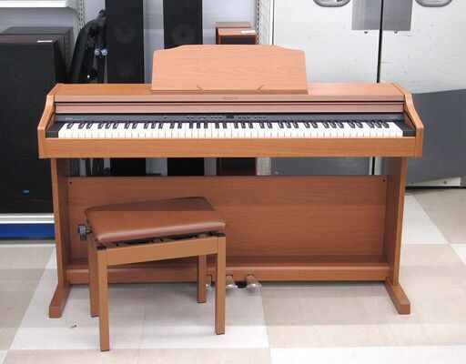 状態良好品 札幌市清田区 Roland ローランド 電子ピアノ RP401R 88鍵 2014年製 イス・取説付属 動作確認済み 中古品
