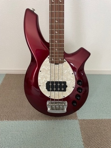 MUSIC MAN BONGO 4。中古品