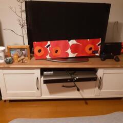 ナチュラルなテレビ台