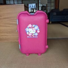 小型 HELLO KITTY キャリーバック