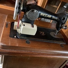 本日中なら半額✨アンティークミシン✨