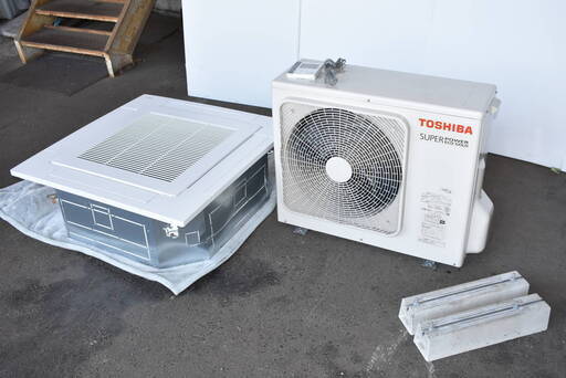 【ヤ取終了4/25】≪S385ジ 0829-01≫極美品 TOSHIBA/東芝 業務用 エアコン スーパーパワー ECO ゴールド 4方向 RUSA08033JM リモコン付 2020年製 店舗/オフィス
