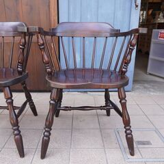 松本民芸家具の定番のダイニングチェアー【＃91型 キャプテンチェアー】2脚セットです。ミズメザクラ無垢材を使用したクラシカルなウィンザーチェアーは上品で洗練された印象にしてくれます♪CC315